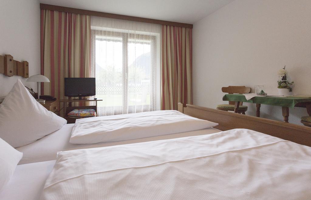 Hotel Alpenblick Шрунс Екстер'єр фото
