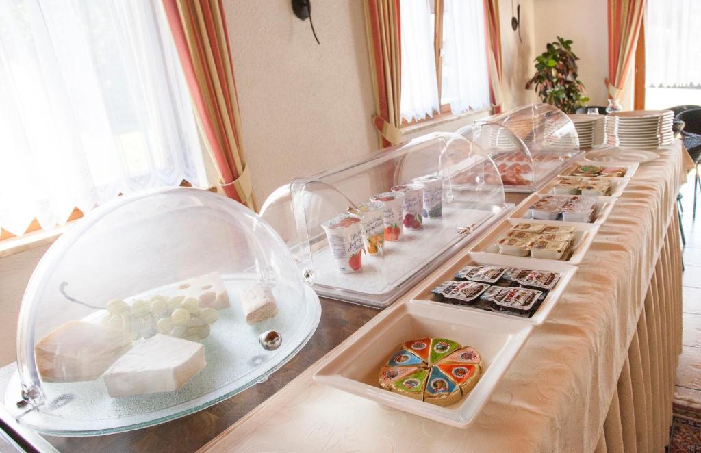 Hotel Alpenblick Шрунс Екстер'єр фото